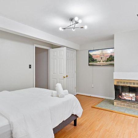 Modern Luxury Dc Free Parking Hotell Arlington Eksteriør bilde